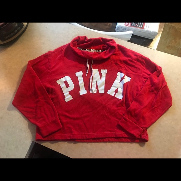 Size Medium Pink crop to sweater - Picture 1 of 1